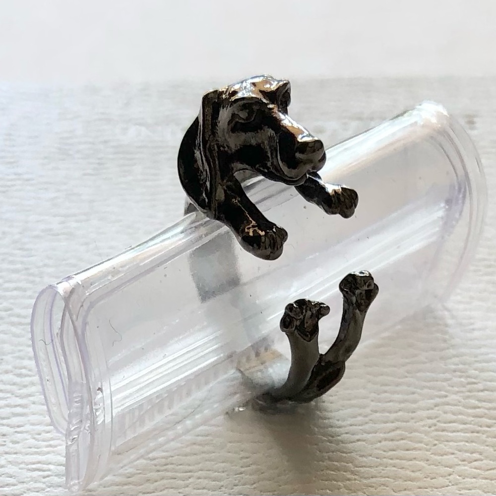 🐾♥️New Dark Gray/Black Dachshund Style Dog Hug Adjustable Open Ring🐾♥️🐾